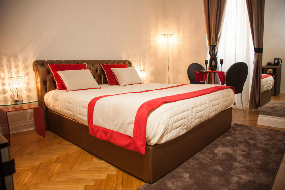 Amm Suite Rom Exteriör bild