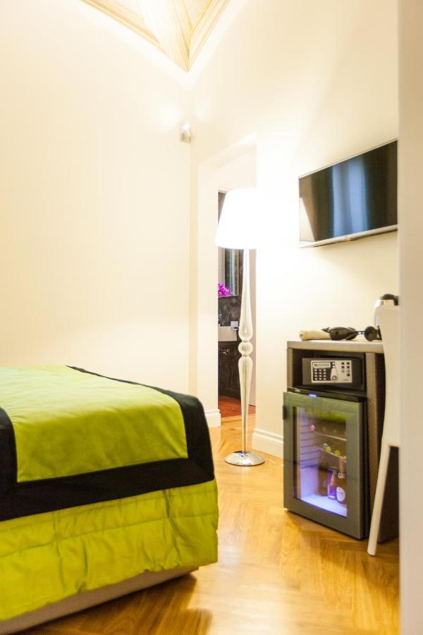 Amm Suite Rom Exteriör bild